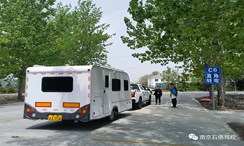 南京石佛驾校网.jpg 南京石佛驾校网.jpg